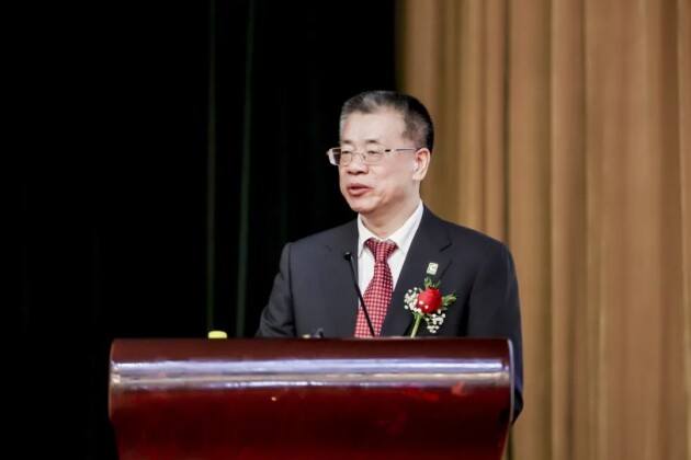 尚驰载誉2023中国建材与家居行业焕新发展大会以定制睡眠经济拉动行业发展!(图2)