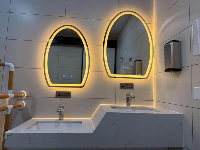 2座“最美”、1座“特色”!静安3驿系列”公厕荣登2025年上海“最美厕所”榜单(图10)